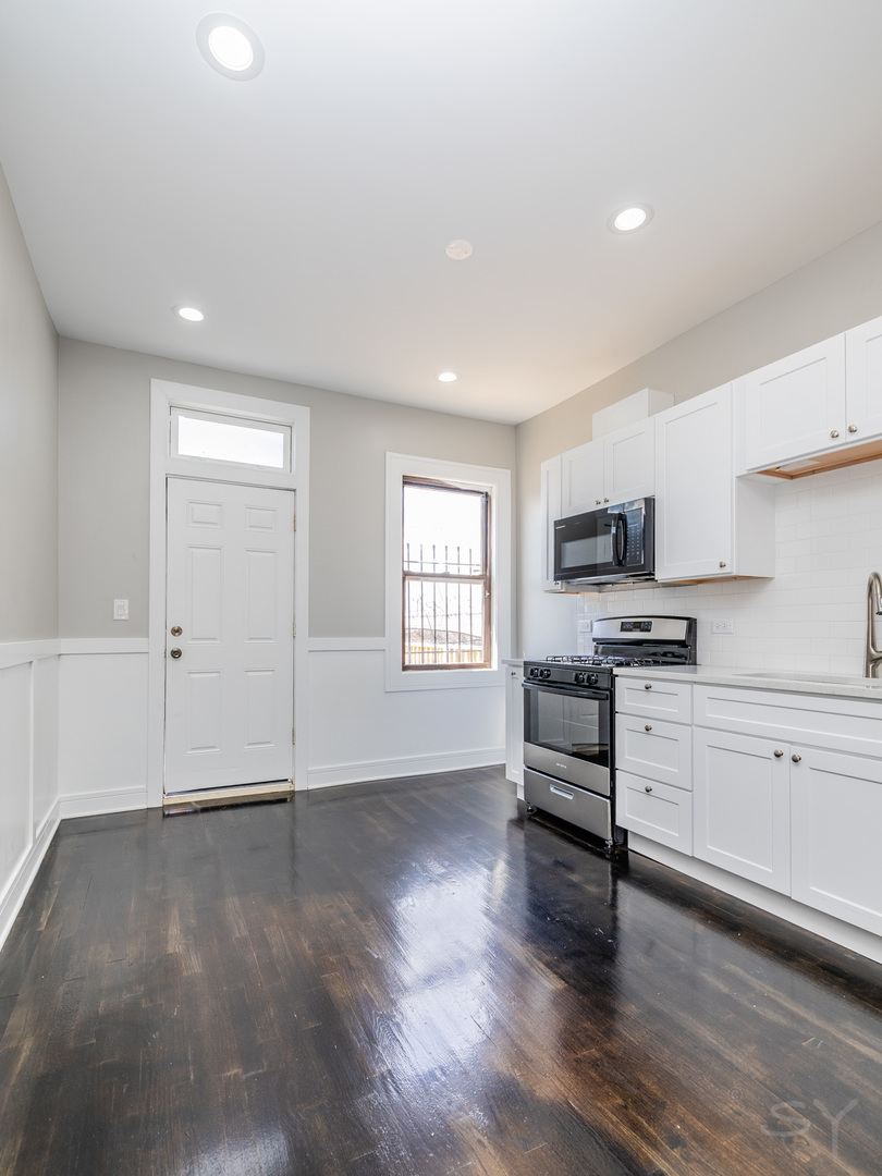 3651 West Grenshaw Street Chicago IL 60624
