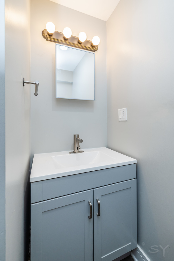 3651 West Grenshaw Street Chicago IL 60624