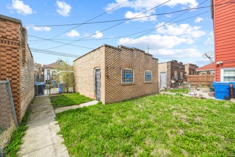 8232 South Marshfield Avenue Chicago IL 60620