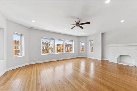 7515 South Essex Avenue Chicago IL 60649