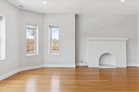 7515 South Essex Avenue Chicago IL 60649