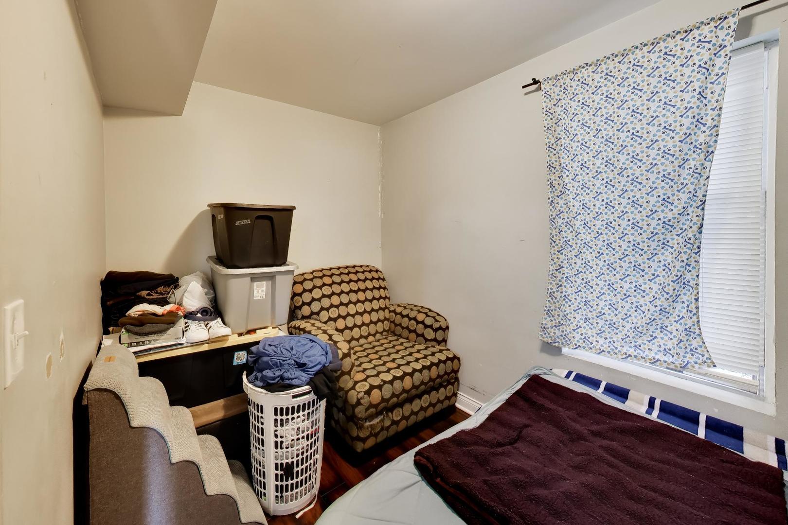 1910 South Leavitt Street Chicago IL 60608