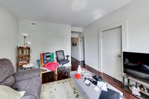 1910 South Leavitt Street Chicago IL 60608