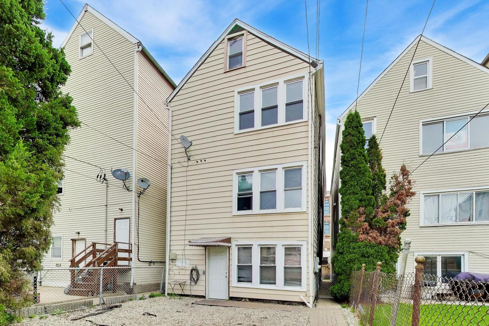 1910 South Leavitt Street Chicago IL 60608