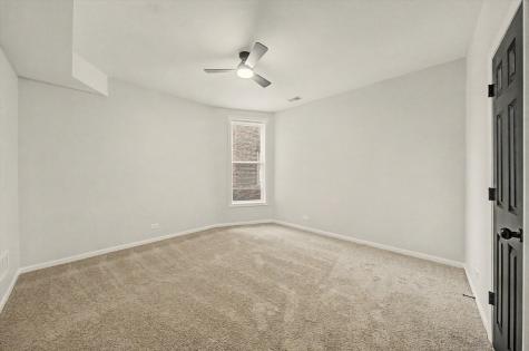 7641 South Phillips Avenue Chicago IL 60649