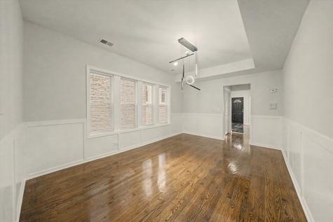 7641 South Phillips Avenue Chicago IL 60649