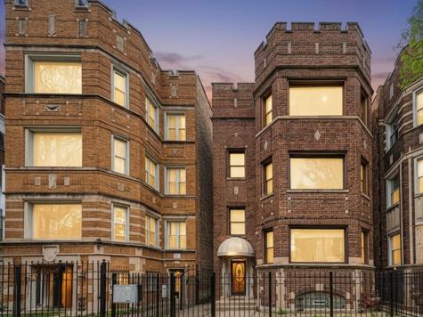 7641 South Phillips Avenue Chicago IL 60649