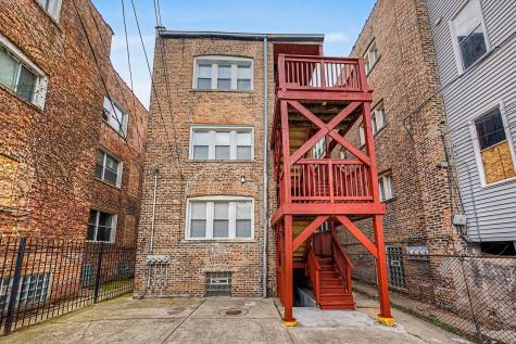7641 South Phillips Avenue Chicago IL 60649