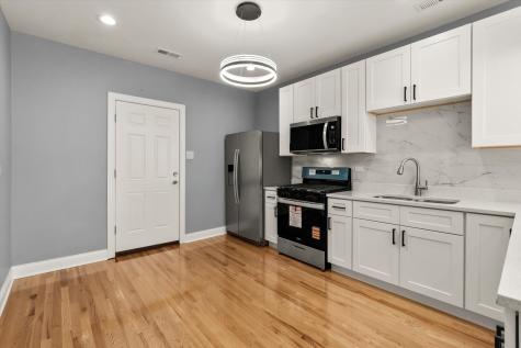 6147 South Seeley Avenue Chicago IL 60636
