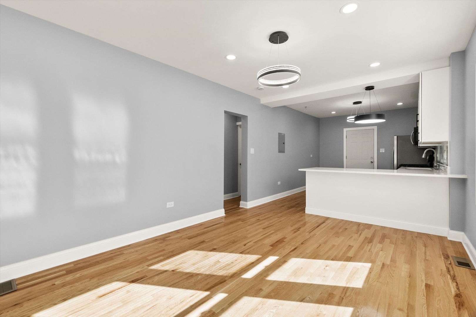 6147 South Seeley Avenue Chicago IL 60636