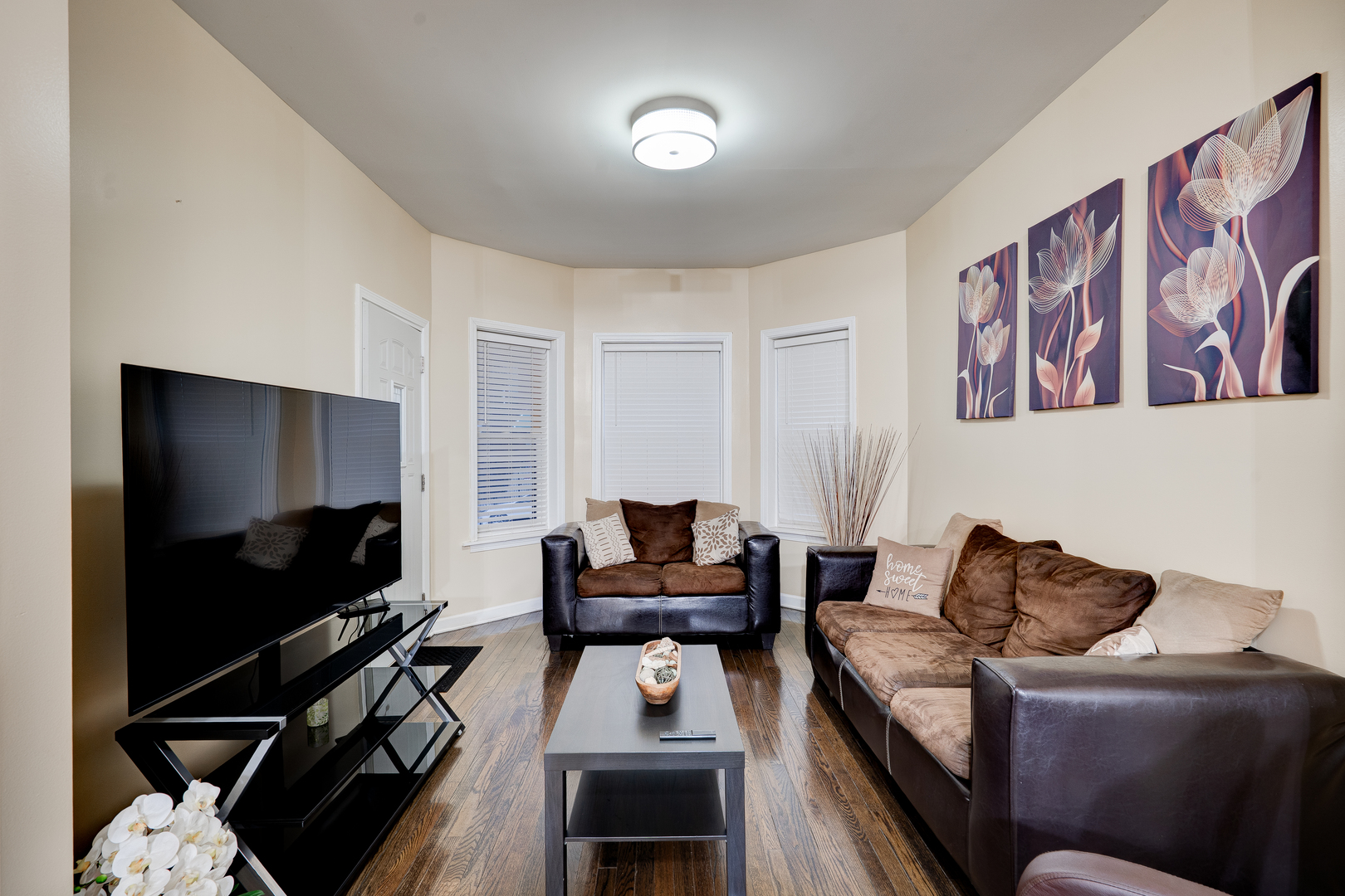 608 North Monticello Avenue Chicago IL 60624