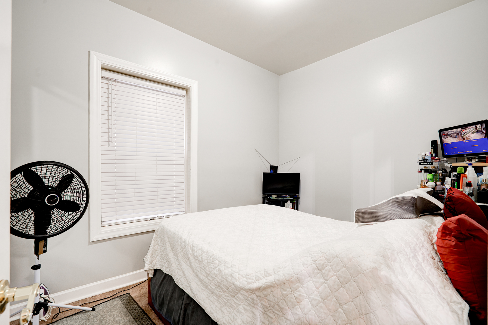 608 North Monticello Avenue Chicago IL 60624