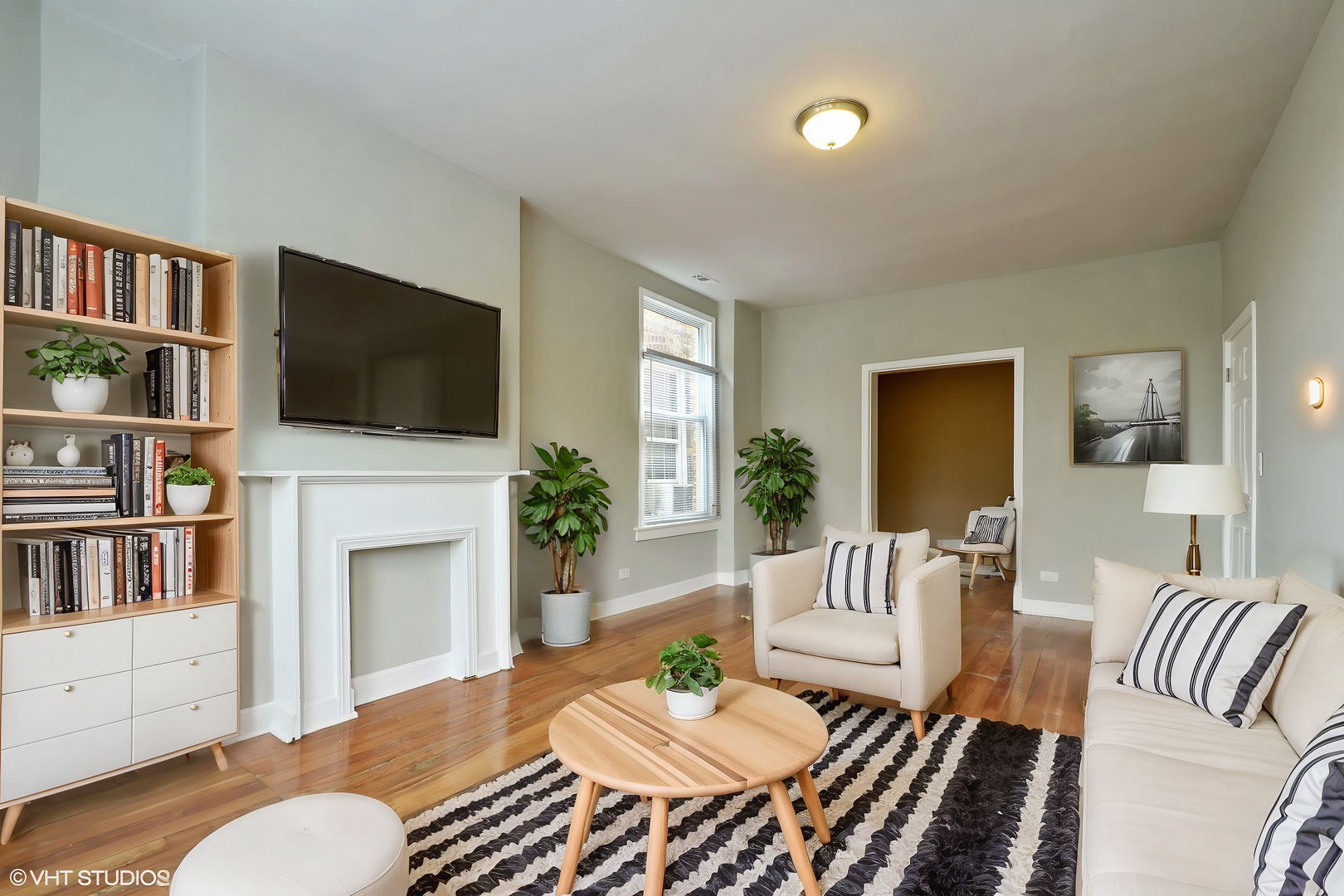 3833 West Arthington Street Chicago IL 60624
