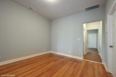 3833 West Arthington Street Chicago IL 60624