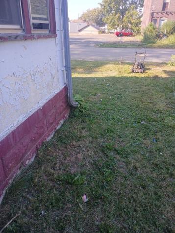 105 West Pleasant Street Freeport IL 61032