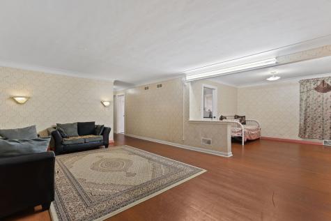 3025 West Rosemont Avenue Chicago IL 60659