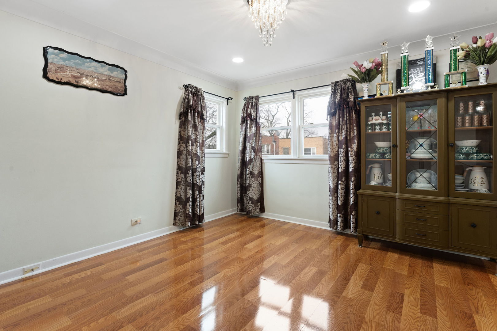 3025 West Rosemont Avenue Chicago IL 60659