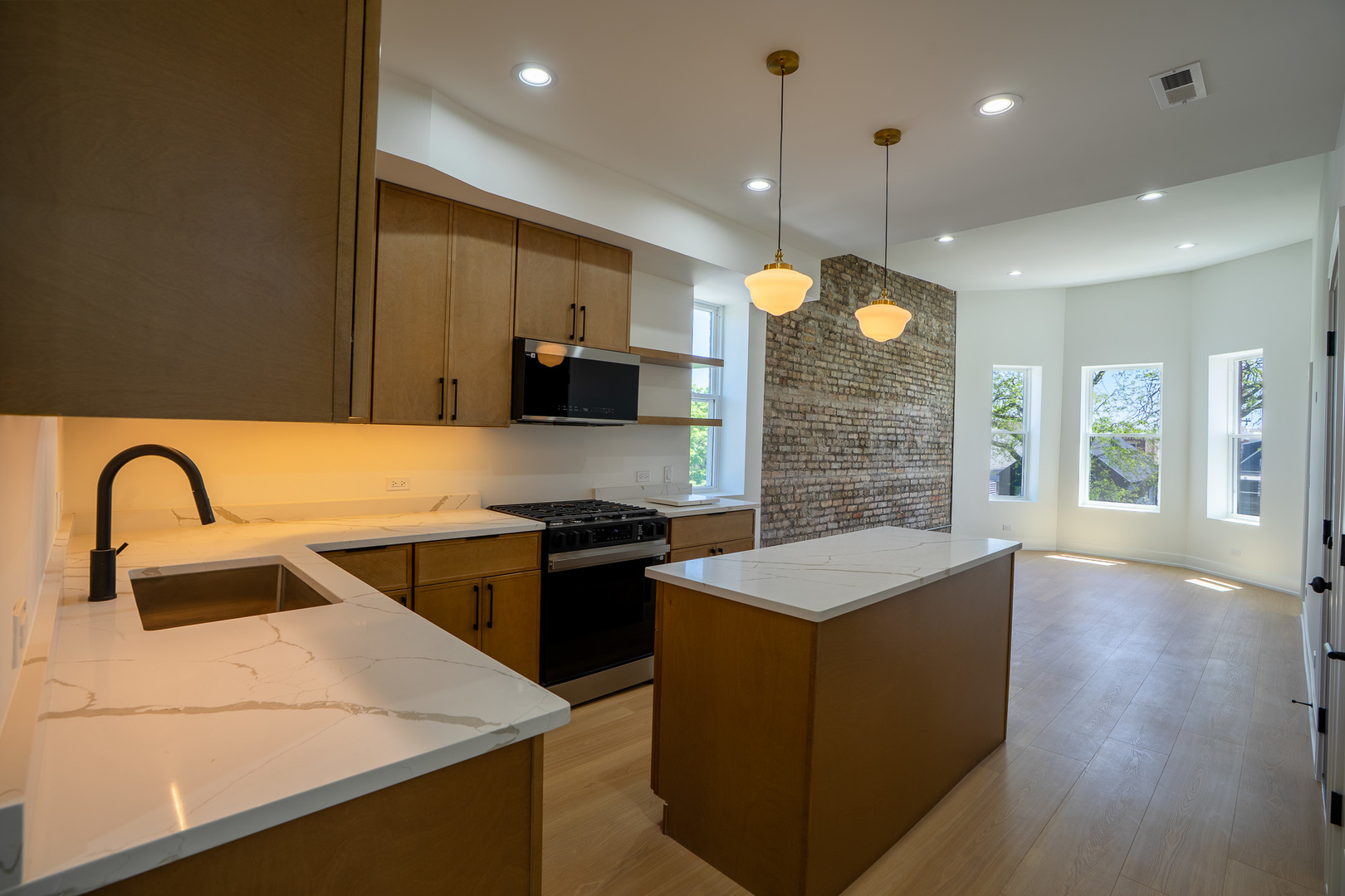 3608 West Wolfram Street Chicago IL 60618