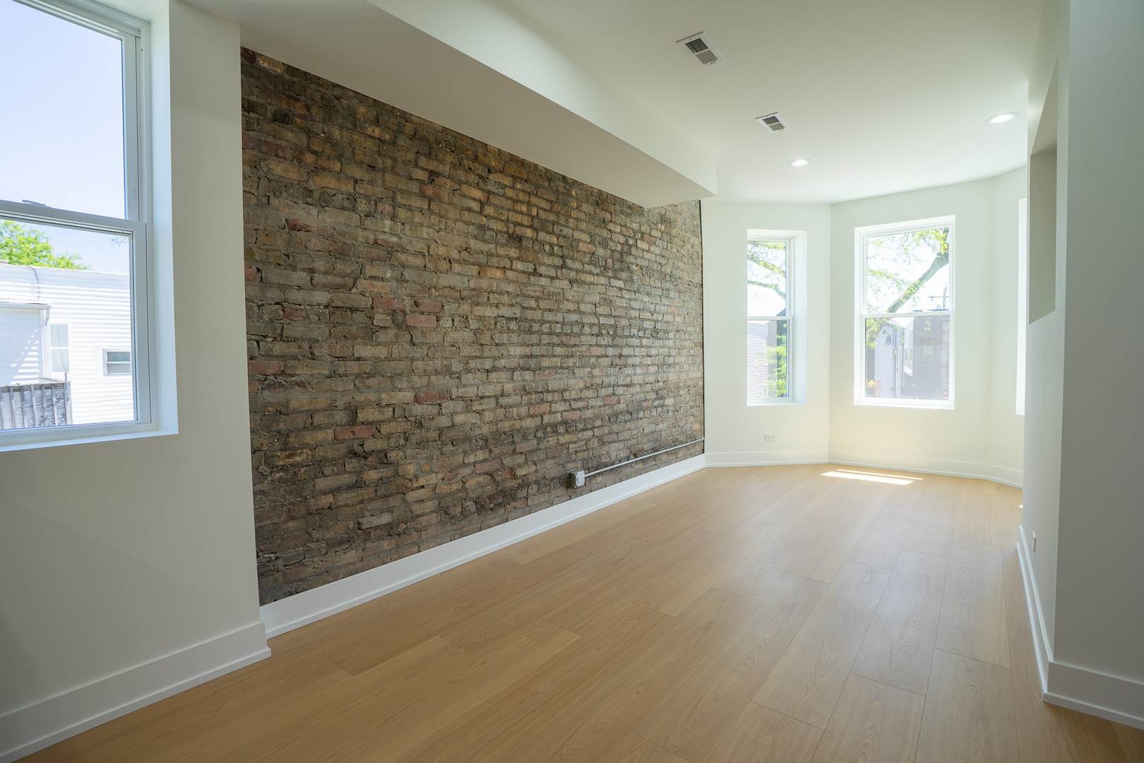 3608 West Wolfram Street Chicago IL 60618