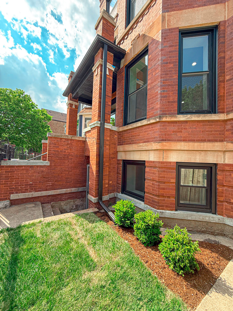 3608 West Wolfram Street Chicago IL 60618