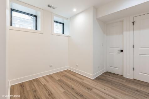 1053 North Damen Avenue Chicago IL 60622