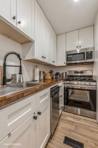 1053 North Damen Avenue Chicago IL 60622