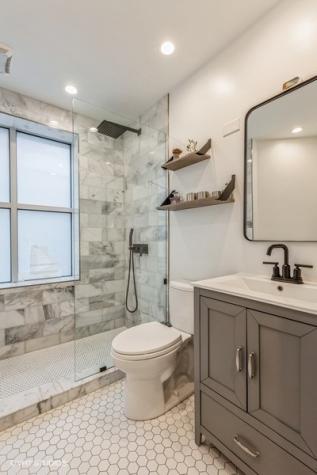 1053 North Damen Avenue Chicago IL 60622