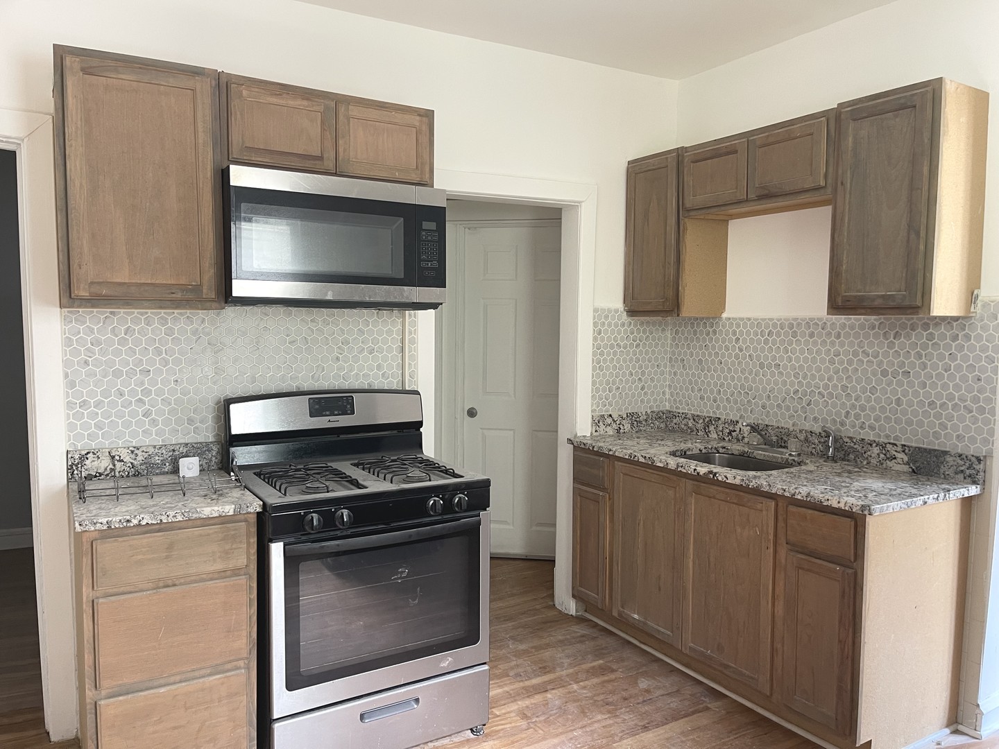 10730 South Lafayette Avenue Chicago IL 60628