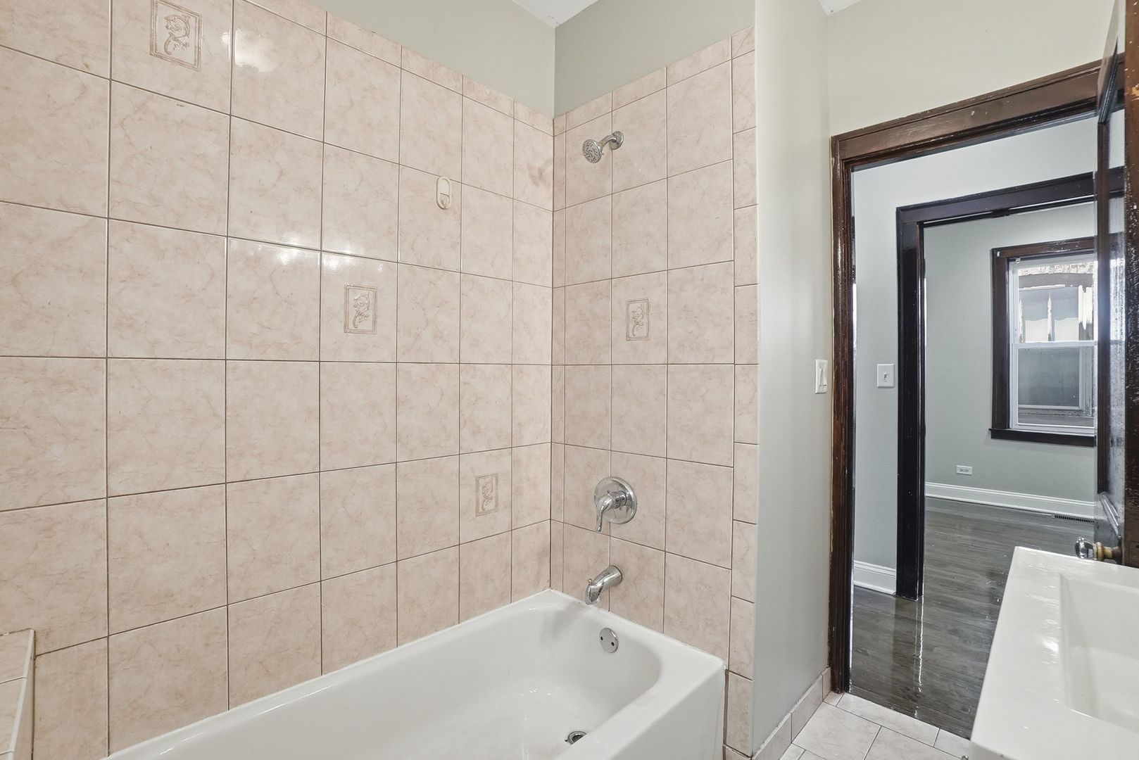6805 South Talman Avenue Chicago IL 60629
