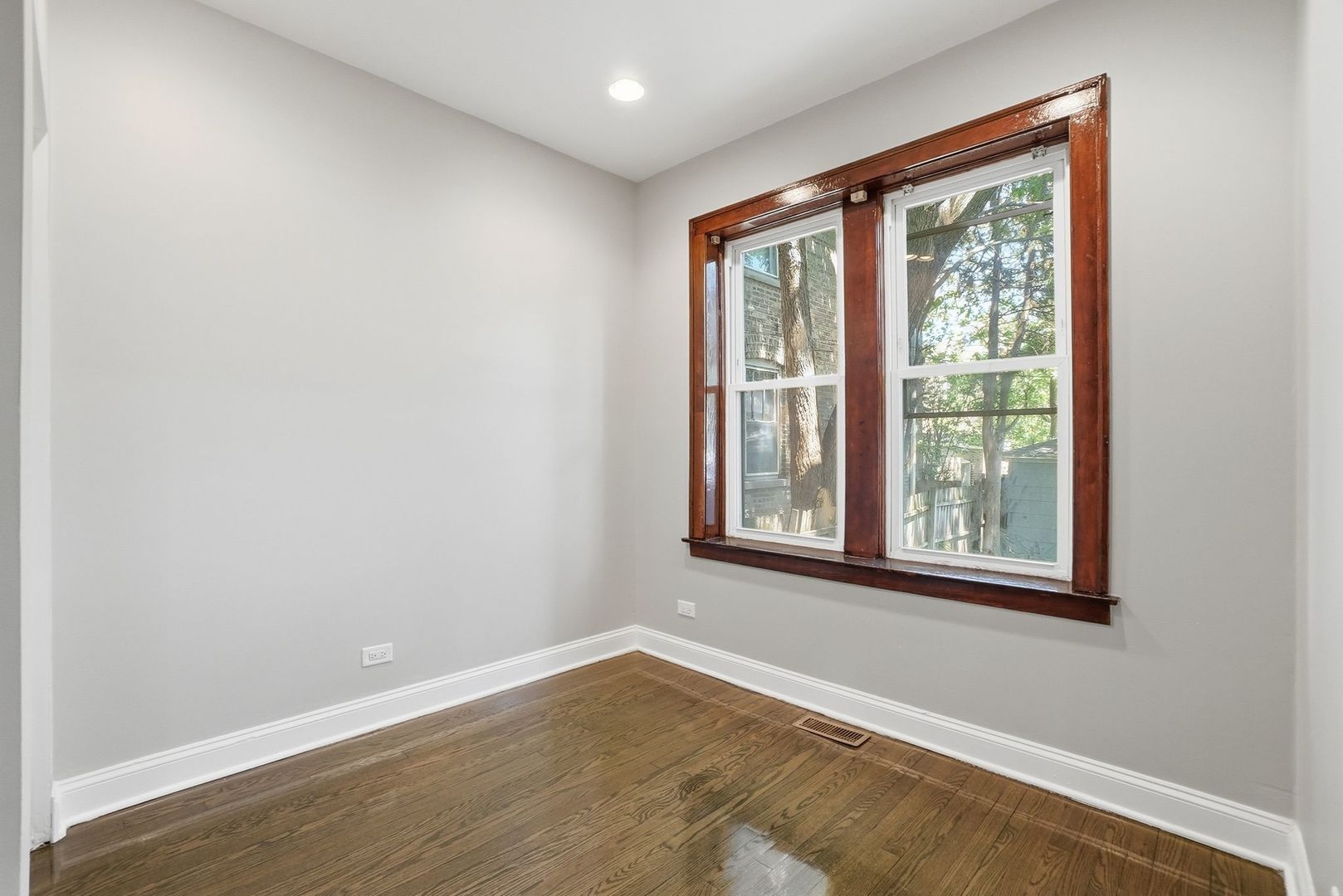 6805 South Talman Avenue Chicago IL 60629