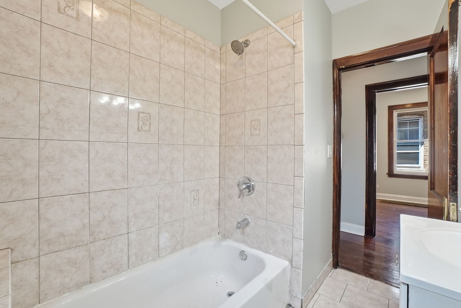 6805 South Talman Avenue Chicago IL 60629