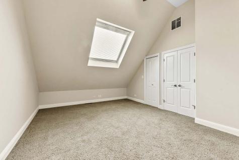 3722 North Bosworth Avenue Chicago IL 60613