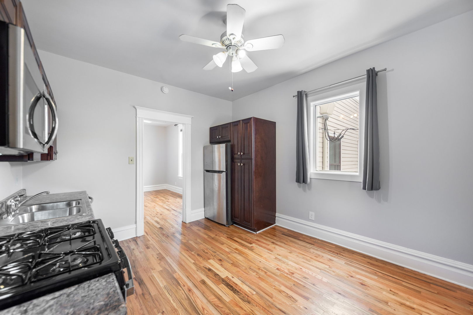3722 North Bosworth Avenue Chicago IL 60613