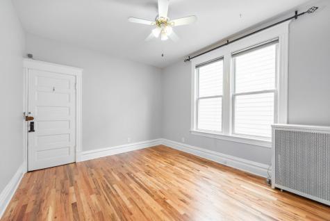 3722 North Bosworth Avenue Chicago IL 60613