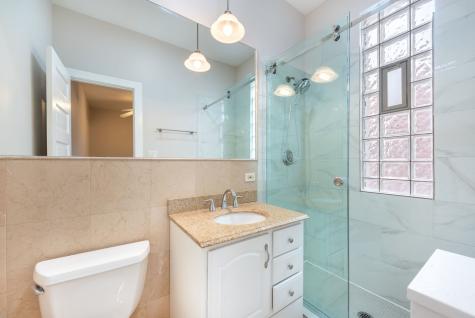 3722 North Bosworth Avenue Chicago IL 60613