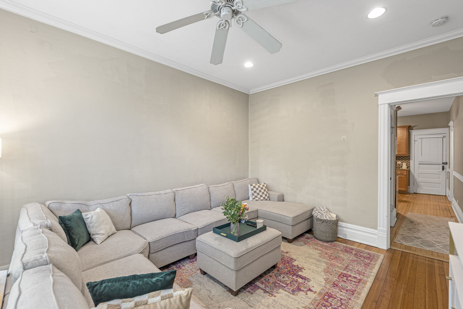 3722 North Bosworth Avenue Chicago IL 60613