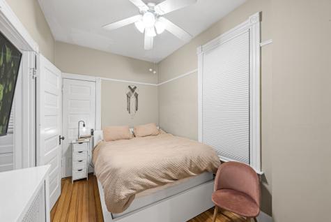 3722 North Bosworth Avenue Chicago IL 60613