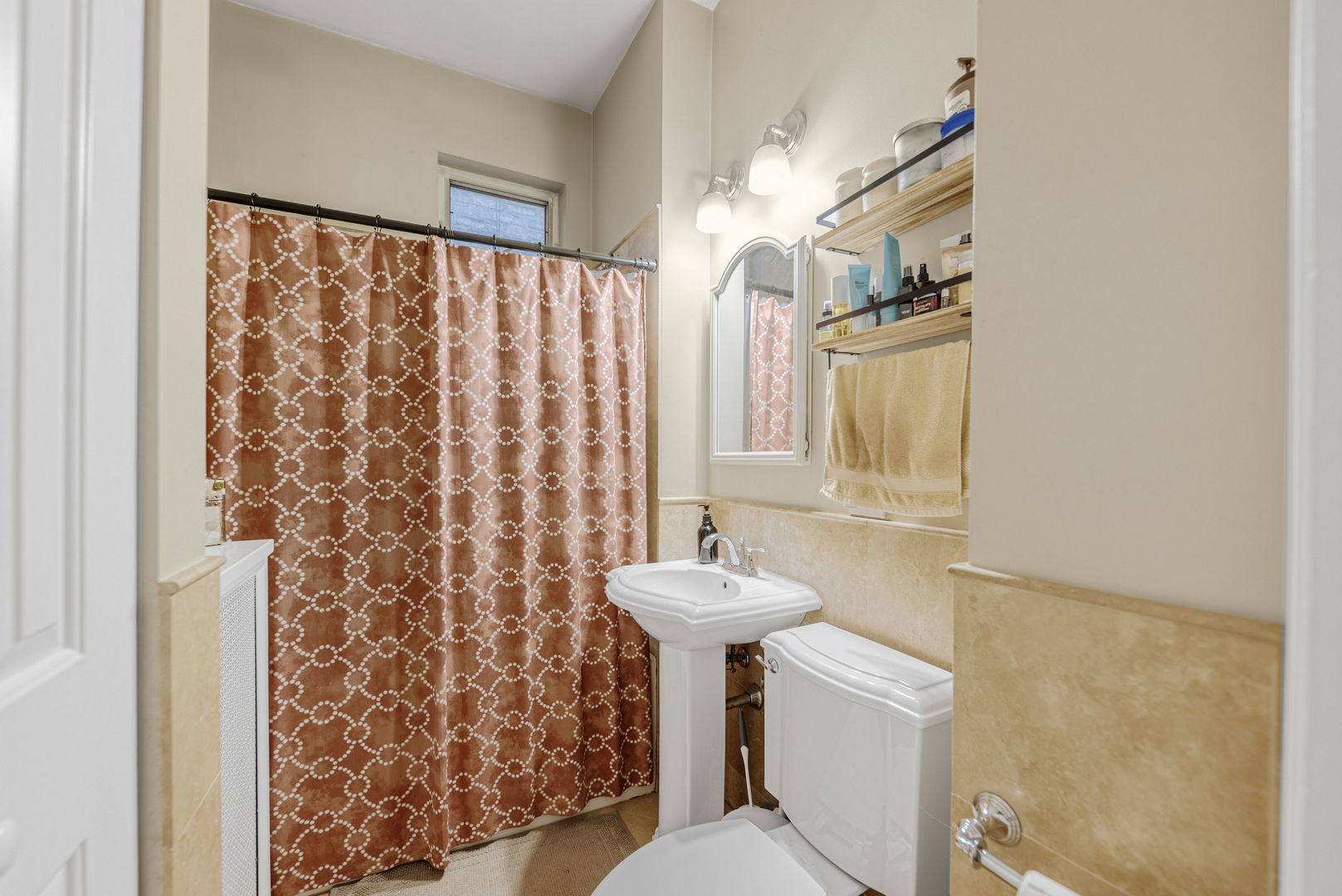3722 North Bosworth Avenue Chicago IL 60613