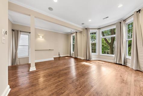 3722 North Bosworth Avenue Chicago IL 60613