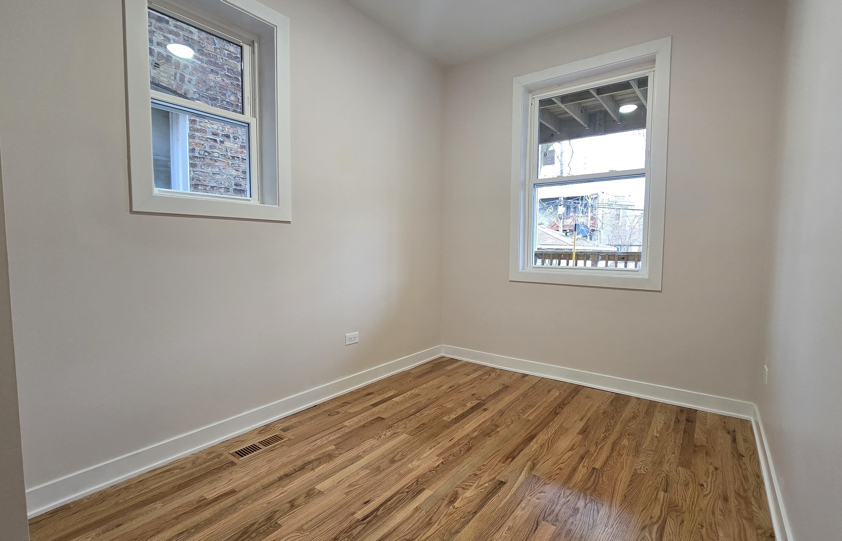 3516 West Polk Street Chicago IL 60624
