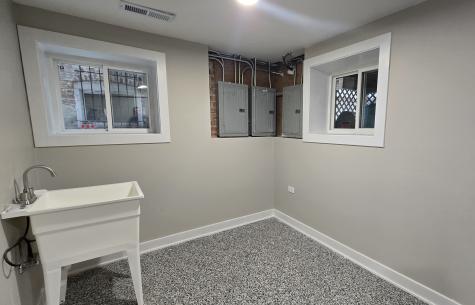 3516 West Polk Street Chicago IL 60624