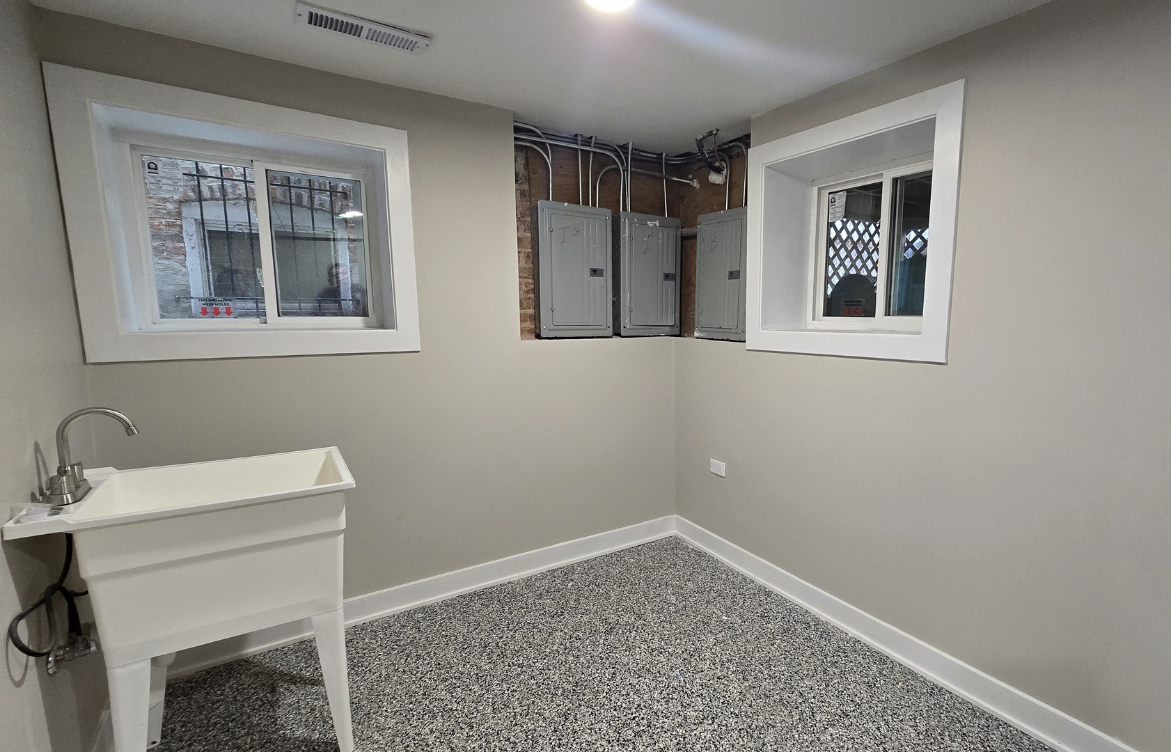 3516 West Polk Street Chicago IL 60624