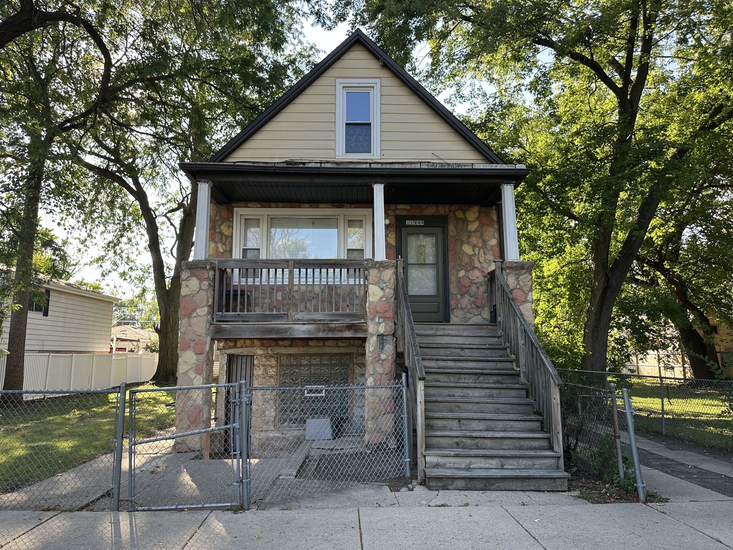 11944 South Calumet Avenue Chicago IL 60628