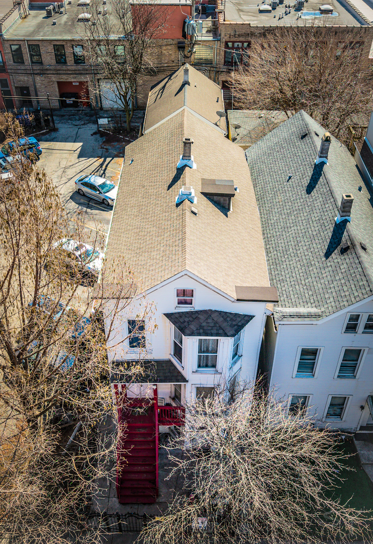 2423 West Moffat Street Chicago IL 60647