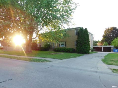 411 34TH Avenue East Moline IL 61244