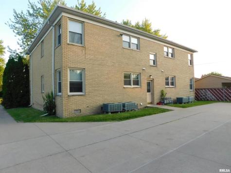 411 34TH Avenue East Moline IL 61244