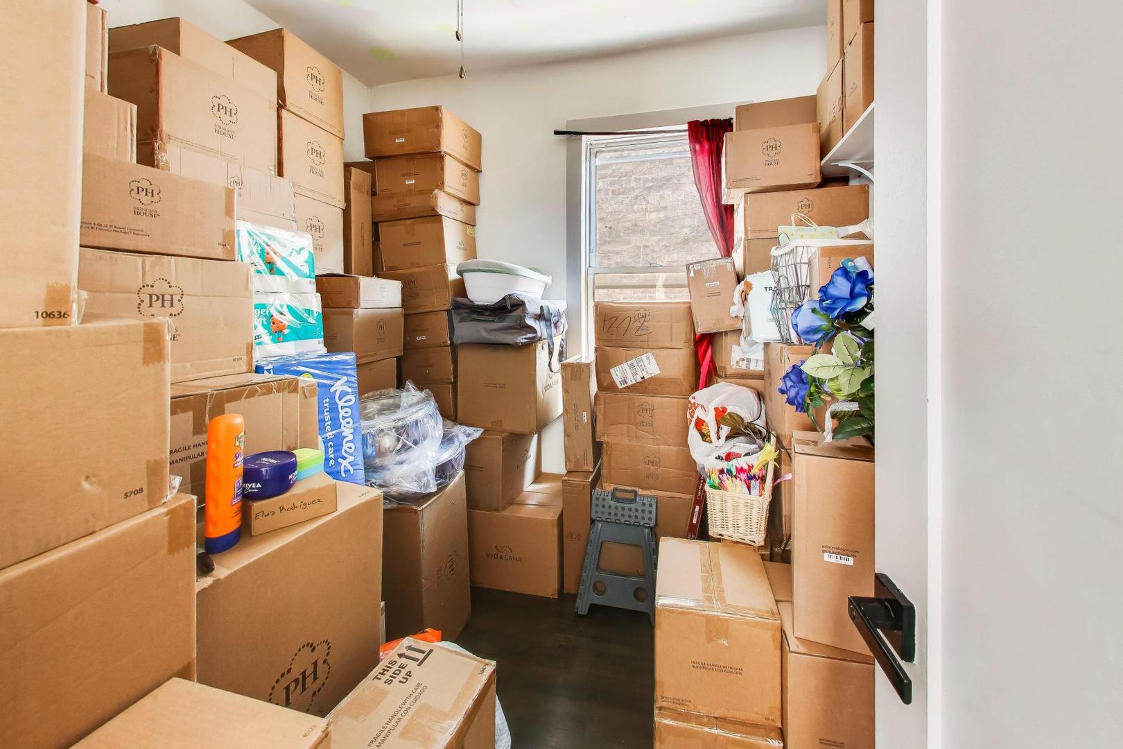 4862 West Cortland Street Chicago IL 60639