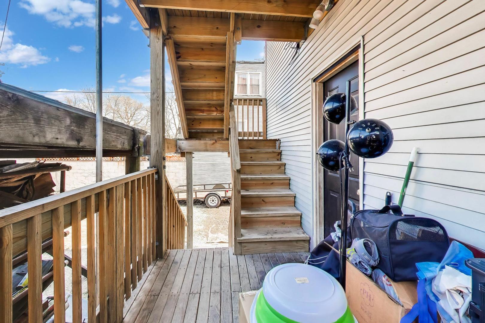 4862 West Cortland Street Chicago IL 60639