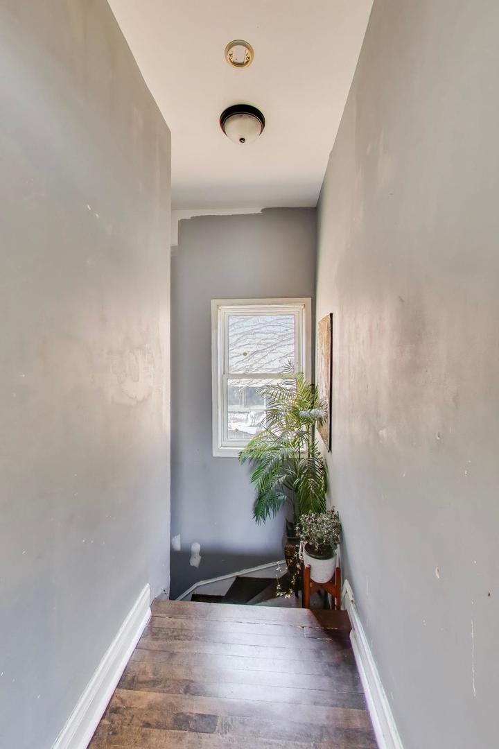 4862 West Cortland Street Chicago IL 60639