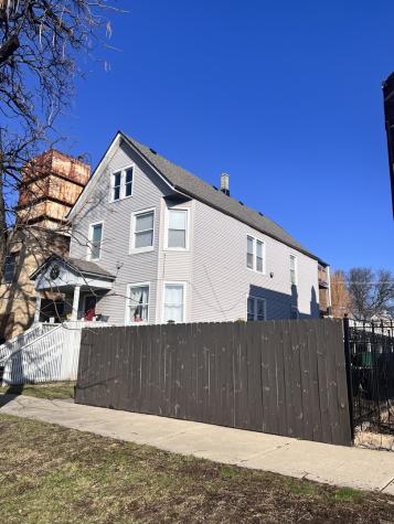 4862 West Cortland Street Chicago IL 60639